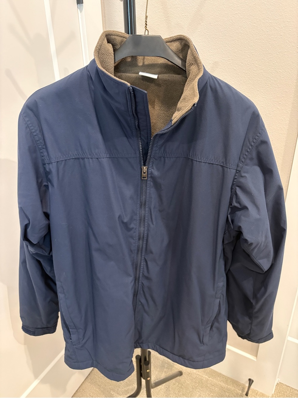 Columbia Men's Navy Jacket with Tan Fleece Lining and zip pockets - large